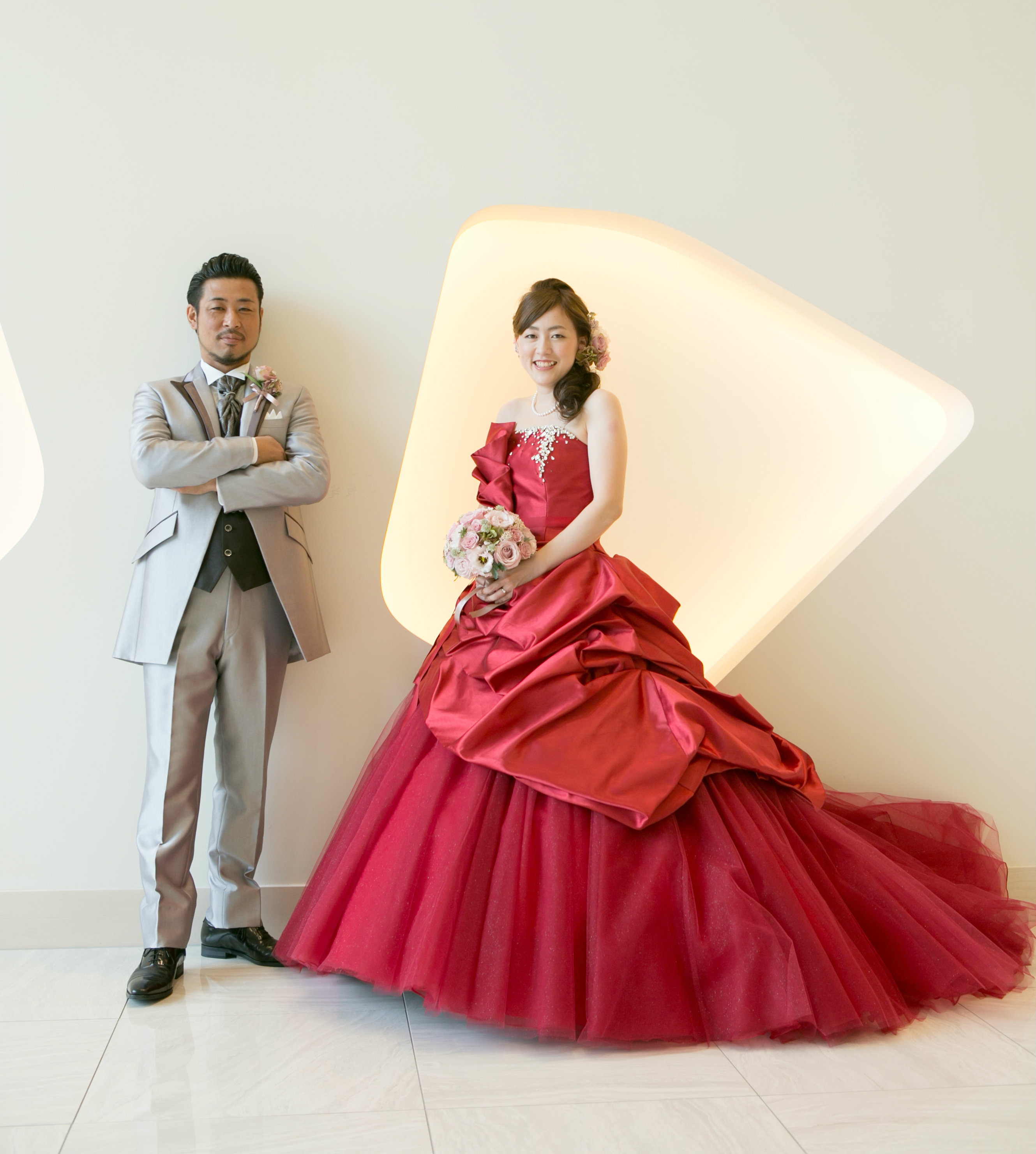 刺繍ドレス　赤　結婚式　インパクト大　発表会　プリンセス　年賀状　記念撮影　90